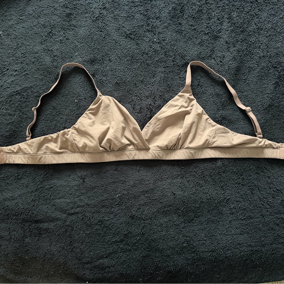 Skims Bralette - Picture 2 of 5